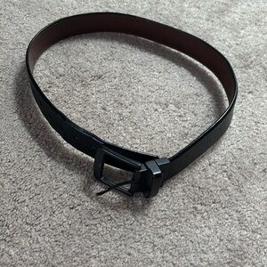🦋 LEVI's 29" Boys Reversible Leather Belt